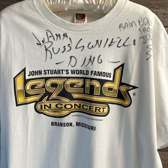 FRUIT OF THE LOOM John Stuart’s World Famous Legends In Concert Tshirt Size L - Picture 2 of 7